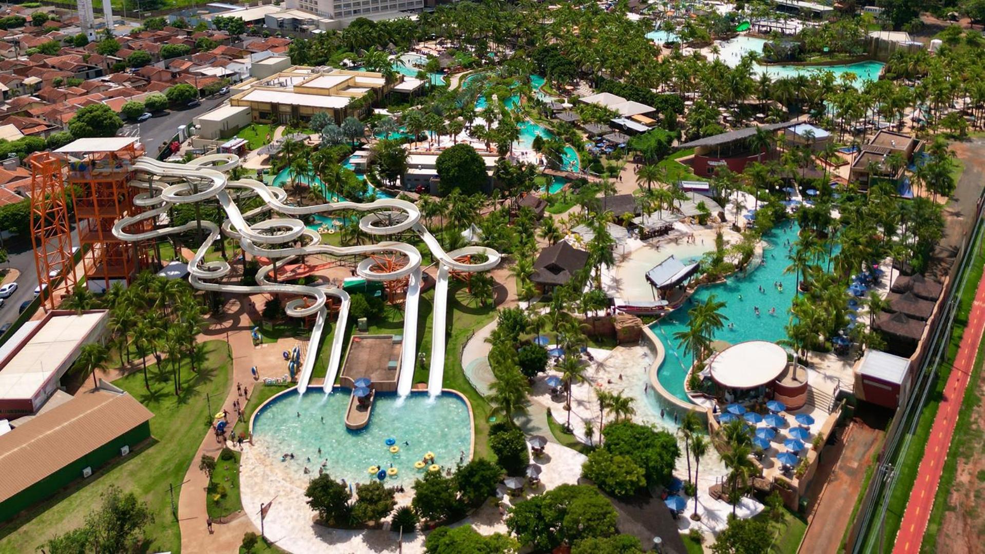 Hot Beach Resort Olimpia Bagian luar foto Wet 'n' Wild Phoenix